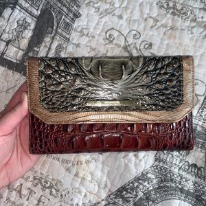 BRAHMIN LEATHER WALLET